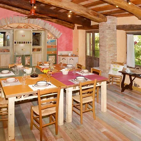 Sleeps 10 Pool Air Con Wifi Willa *