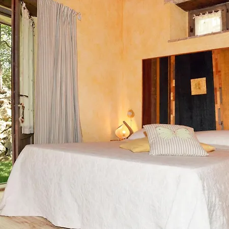 Sleeps 10 Pool Air Con Wifi